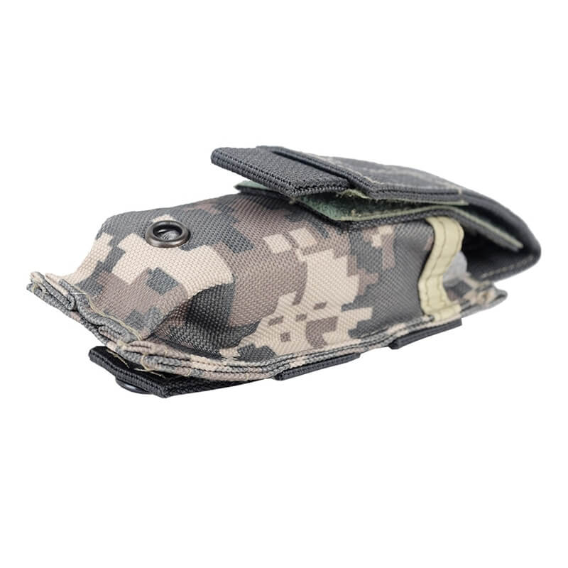 Secure and convenient way to carry flashlight on the go