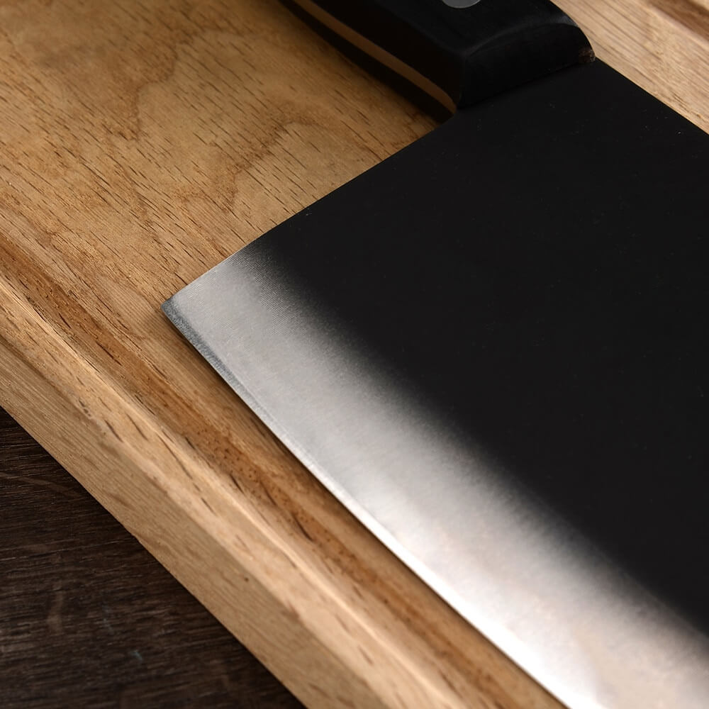 Cook like a pro in the great outdoors with this high-quality cooking knife